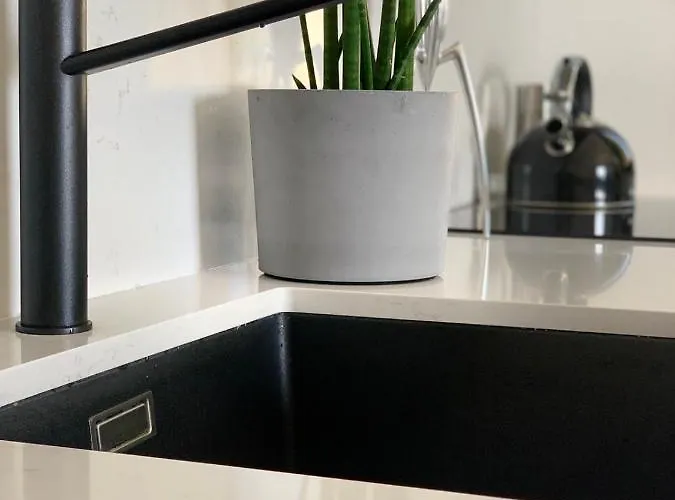 アパート Bellevue ポヴィレ