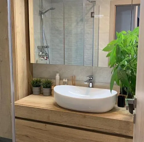 アパート Bellevue ポヴィレ